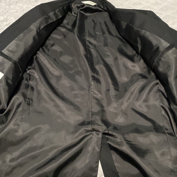 Men's Black Gerald Austin Suit (Blazer & Pants) - Picture 5 of 16